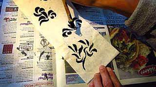 Chinese Painting Paper Explained in English and French