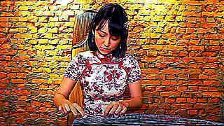 Guzheng – How to Play this Musical Instrument