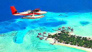Maldives – Water Plane Takes Off
