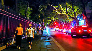 Night Walk in Shanghai – Fenyang Road