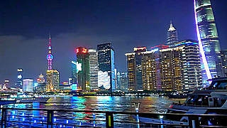 Shanghai Night Walk – West Bank of the Huangpu River