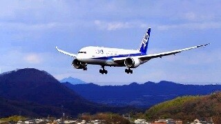 Takamatsu Airport, Kagawa, Japan – Landing & Takeoff