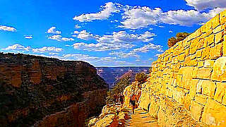 Bright Angel Trail Hike – Grand Canyon National Park, US
