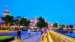 Walk in Shanghai Disney Resort – Shopping Village