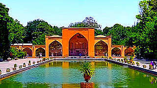 Continued Exploration of Isfahan City in Iran – Travel Video